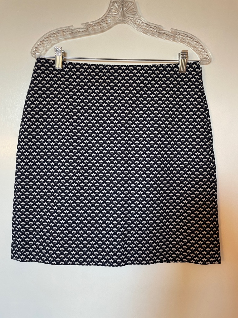 Ann Taylor Navy and White Patterned Women's Skirt